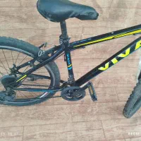 دوچرخه|دوچرخه، اسکیت، اسکوتر|قدس, شهرقدس|دیوار