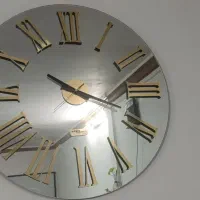 ساعت دیواری