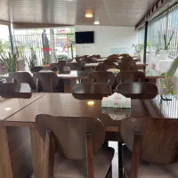 استخدام کمک آشپز آقا