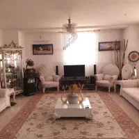 فرش ۱۲ متری و فرش کناره هم ست و رنگ