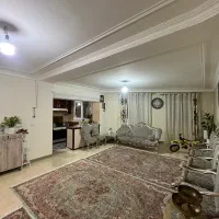 آپارتمان-82-متری-وکالتی-فلکه-پنجم-بلوار-بیات-لادن