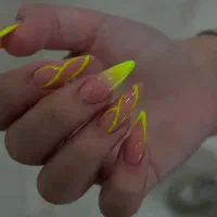 آمورش کاشت ناخن صفر تا صد فقط با ۴میلیون