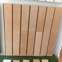 فروشنده و بازاریاب مغازه آجرنما فروشی