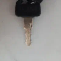 یک عدد کلید ماشین پیدا شده