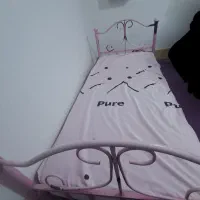 تخت یک نفره