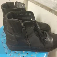 ۲ جفت بوت بچه و بزرگسال|کیف، کفش، کمربند|تهران, جوادیه تهرانپارس|دیوار