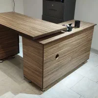 میز و صندلی اداری