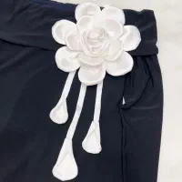 جواهر دوزی و ساخت انواع گلهای مخمل و ساتن روی لباس|لباس|پارس‌آباد, |دیوار