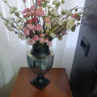 گل و گلدان نو