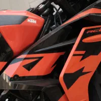 کی تی ام آرسی ۲۰۰ KTM RC تمیز|موتورسیکلت|تهران, سنائی|دیوار