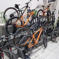 کیفیت بی چون و چرا /با دوچرخه 111