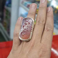 انگشتر غول قواره دار