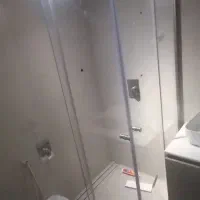 اجرا ونصب شیشه سکوریت