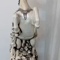 مجسمه ی اسب