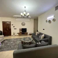 اپارتمان ۱۰۵ متر همکف جنوبی + ۱۰۵ متر حیاط