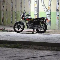 هوندا ۲۰۰ پیشرو