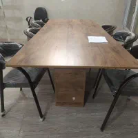میز کنفرانس و میز اداری و کارمندی
