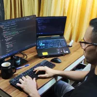 آموزش خصوصی برنامه نویسی و علوم کامپیوتر