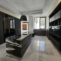 130متر/کلیداول/مالک بی‌نیاز