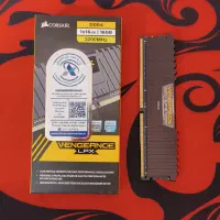 رم کورسیر ۱۶ گیگ ddr4 ۳۲۰۰