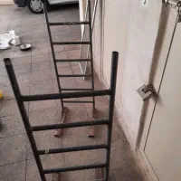 نردبان آهنی و دار قالی|صنایع دستی و سایر لوازم تزئینی|تهران, آهنگ|دیوار