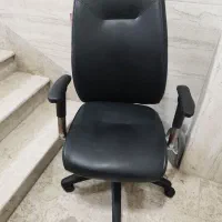 فروش صندلی چرخ دار بسیار سالم