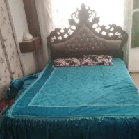 تخت و اینه دراور