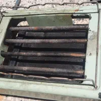 سینک کارکرده دو لگن و سماور قدیمی و کباب پز
