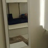 ۲ عدد میز آرایشی با آینه قدی مثل هم