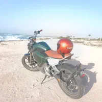 سوکو در حد|موتورسیکلت|کیش, |دیوار