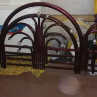 تخت خواب ۲ نفره و صندلی