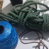 طن اب  پلاسیکی و بندشیرنی و۲تاباندکوچک