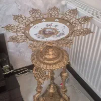 میز کنار سالنی برنز