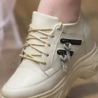 کفش کرم رنگ سایز ۳۸