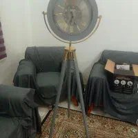 ساعت پایه دار