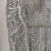 لباس مجلسی|لباس|چادگان, |دیوار