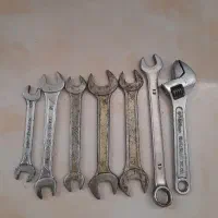 فروش گردنبند مردانه طلایی رنگ ثابت و تعدادی آچار|زیورآلات و اکسسوری|بجنورد, |دیوار