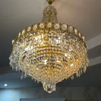 لوستر کریستالی در حد نو|لوستر و چراغ آویز|نیشابور, دارایی|دیوار