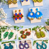 گوشواره های رزینی با ۴۰ درصد تخفیف