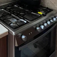 اجاق گاز فردار اسنوا مدل اورانوس در حد نو