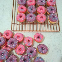 پخت انواع دونات و مینی دونات|خوردنی و آشامیدنی|اصفهان, قائمیه|دیوار