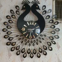 ساعت دیواری بسیار زیبا
