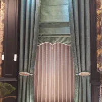 طراحی و نصب و شستشوی پرده