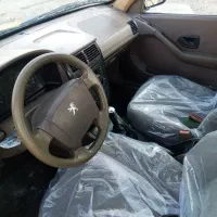 پژو ۴۰۵ مدل ۹۵