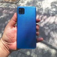 گوشیm12