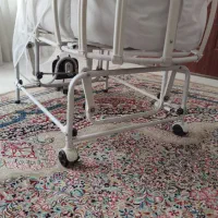 گهواره برقی غیر موزیکال ریموتی پشه بند نوزاد|تخت و صندلی بچه|مشهد, کوه سنگی|دیوار
