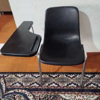 صندلی دانشجو