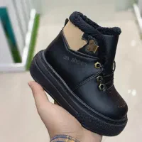 پوتین بچگانه نو نو