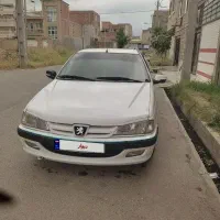 پژو پارس سفید مدل 81