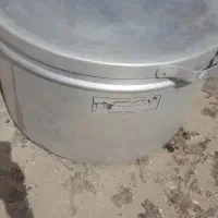 دیگ اشپزی ،وشعله بزرگ اشپزی وملاقه بزرگ